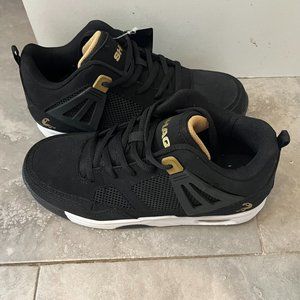 Shaq Shaquille O'Neal Boys Basketball Shoes size 5